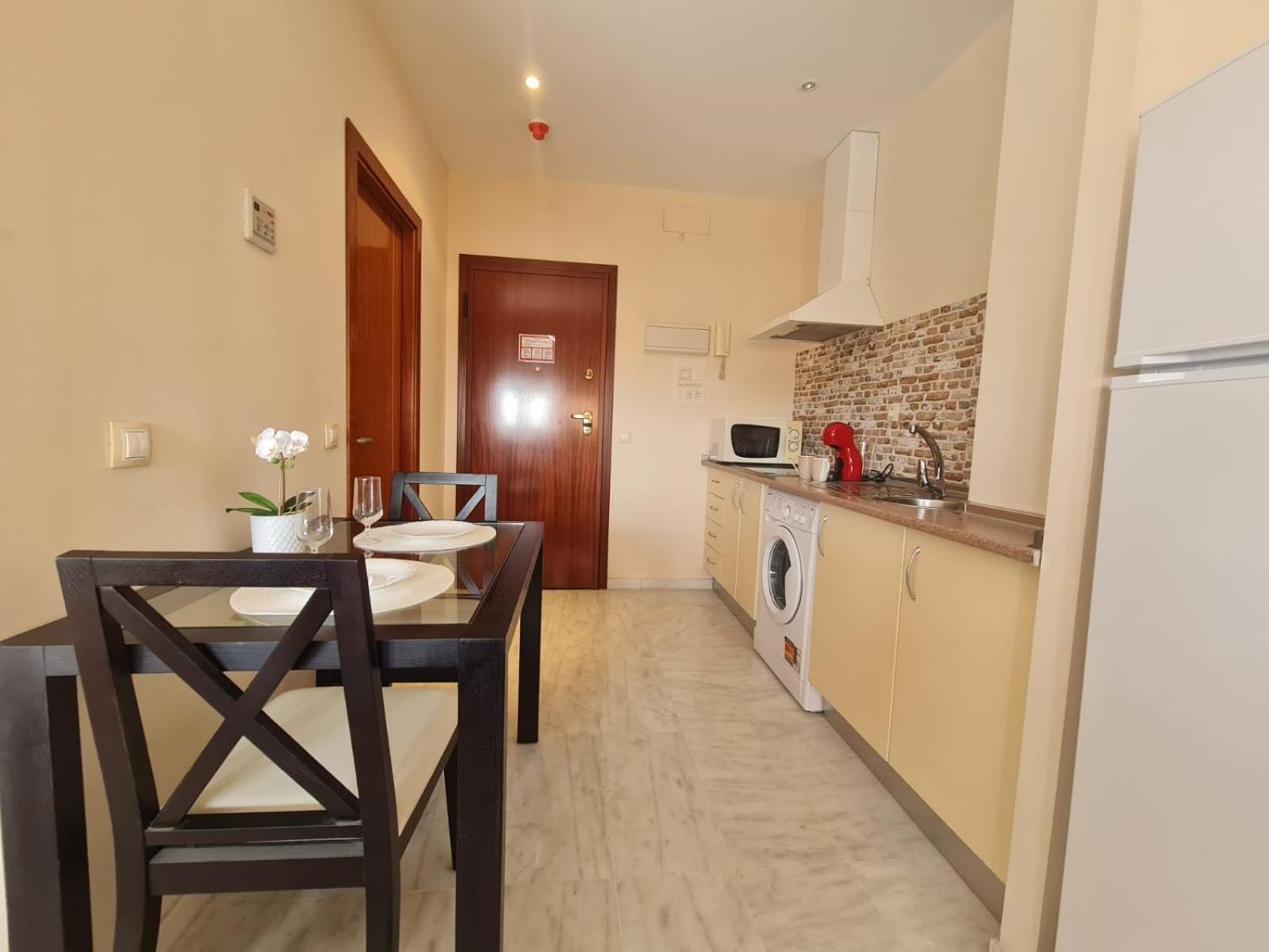 Lux Abril Apartment Seville Luaran gambar