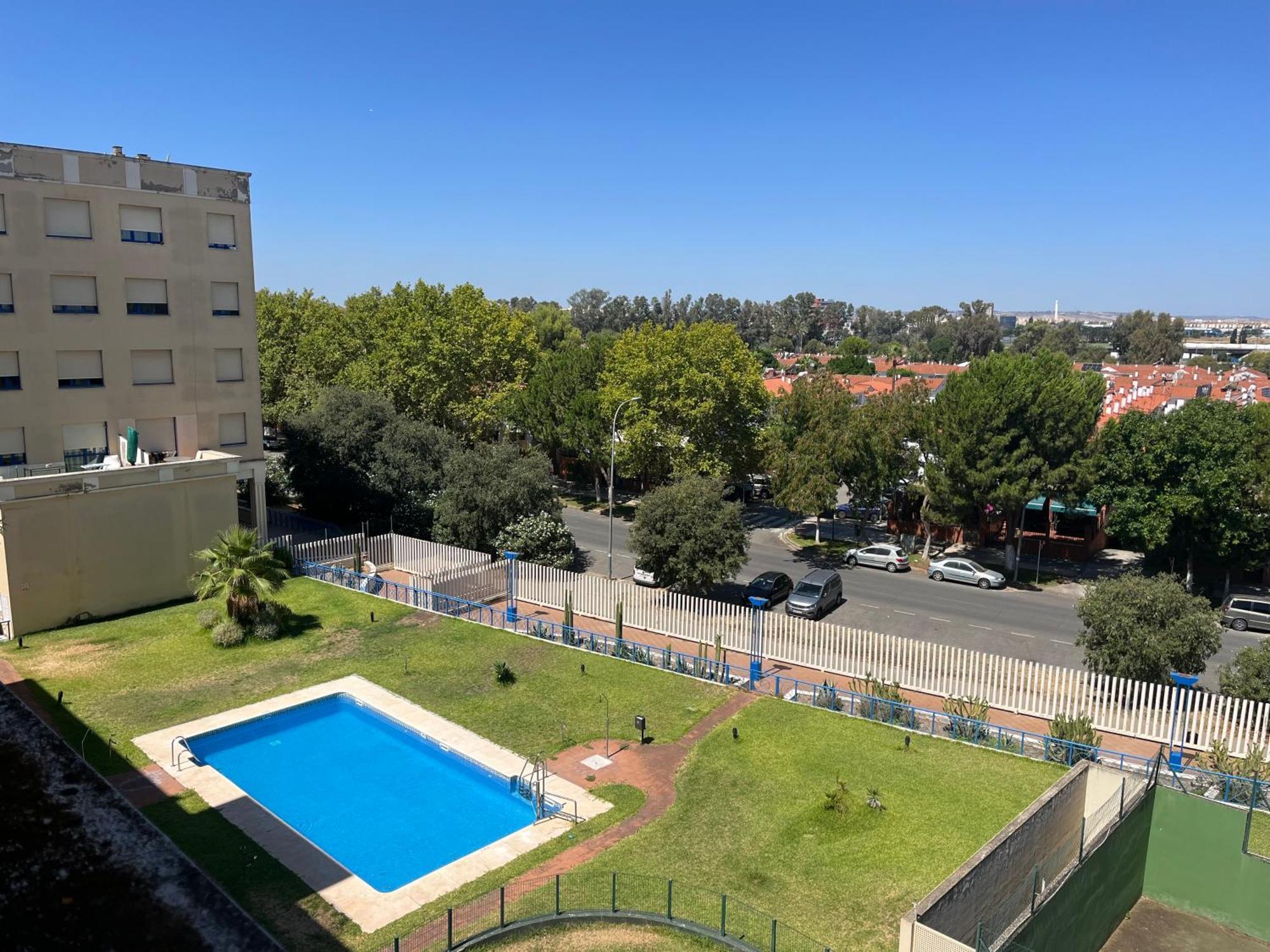Lux Abril Apartment Seville Luaran gambar